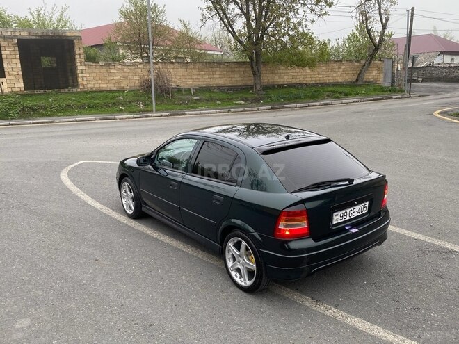 Opel Astra 2000, 326,000 km - 1.6 l - Qax