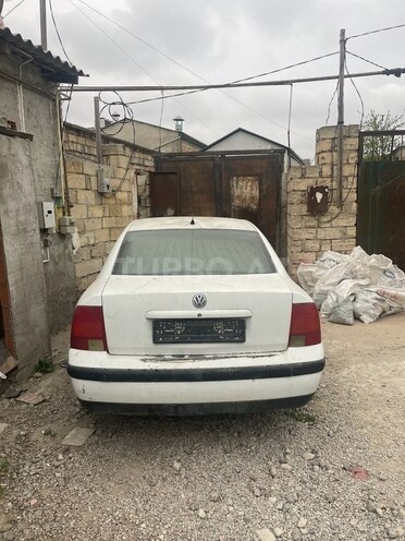 Volkswagen Passat 1997, 300,000 km - 2.0 л - Sumqayıt