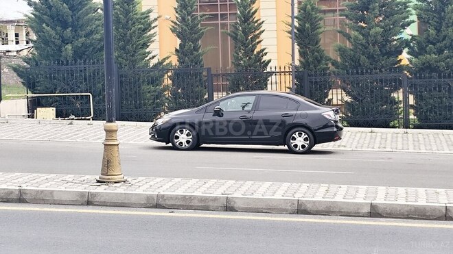 Honda Civic 2013, 255,000 km - 1.5 l - Zaqatala