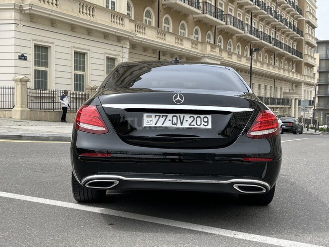 Mercedes E 220 d 2018, 126,000 km - 2.2 l - Bakı