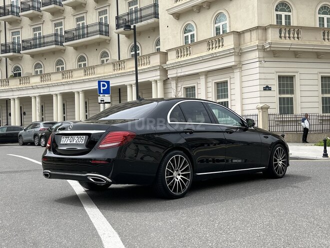 Mercedes E 220 d 2018, 126,000 km - 2.2 l - Bakı