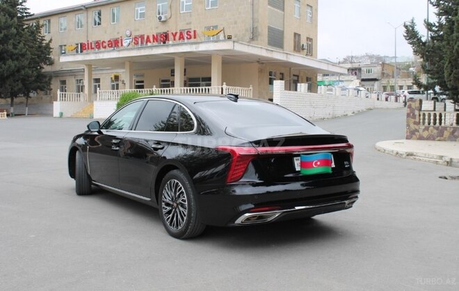 Hongqi H5 2023, 8,000 km - 1.5 l - Bakı