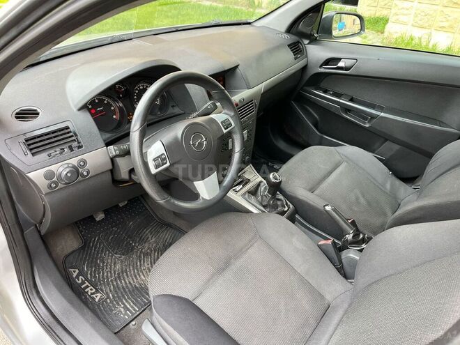 Opel Astra 2006, 310,000 km - 1.3 l - Bakı