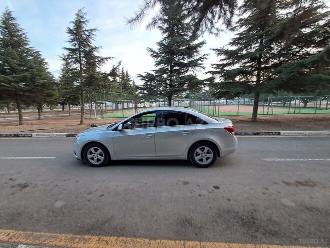 Chevrolet Cruze 2014, 260,000 km - 1.4 л - Şəmkir