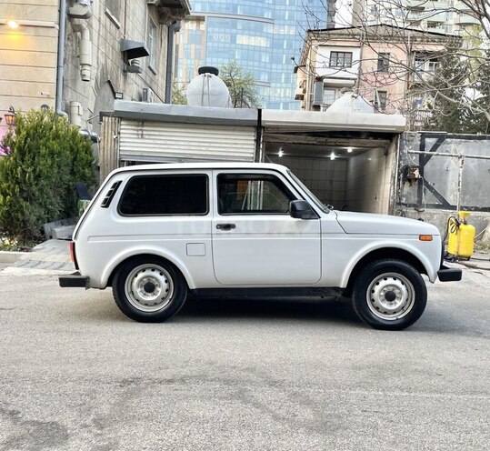 LADA (VAZ) Niva 2015, 290,000 km - 1.7 l - Bakı
