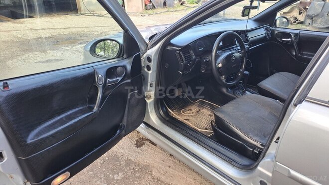 Opel Vectra 1999, 156,000 km - 2.0 l - Qazax
