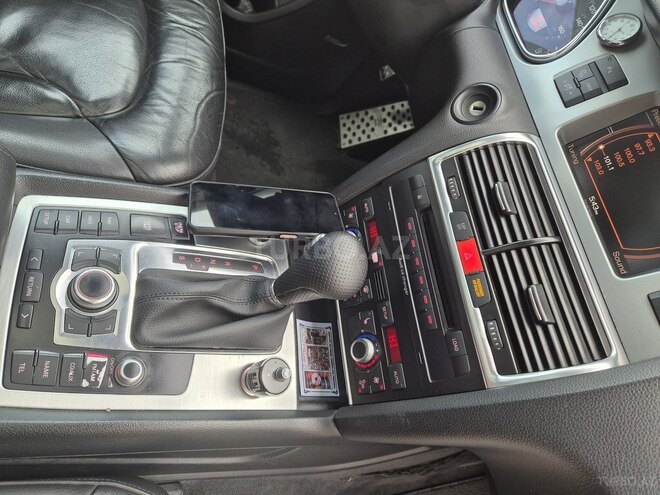Audi Q7 2008, 286,600 km - 4.2 l - Bakı