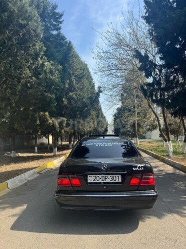 Mercedes E 240 2000, 430,000 km - 2.4 l - Gəncə