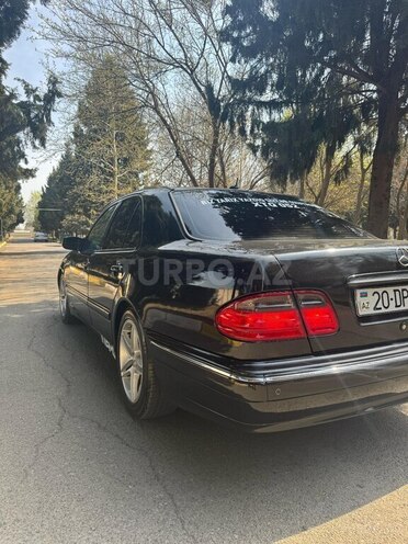 Mercedes E 240 2000, 430,000 km - 2.4 l - Gəncə