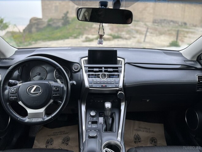Lexus NX 200t 2016, 130,000 km - 2.0 l - Bakı