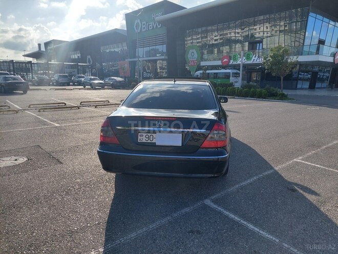 Mercedes E 350 2006, 330,000 km - 3.5 l - Bakı