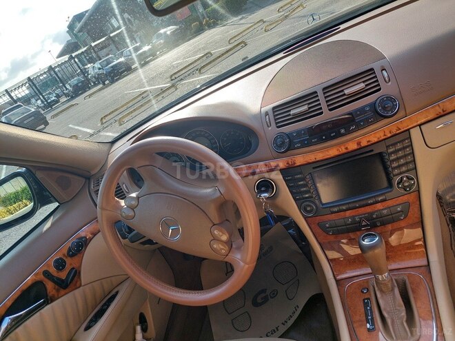 Mercedes E 350 2006, 330,000 km - 3.5 l - Bakı