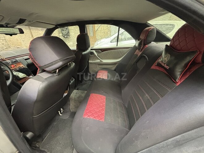 Mercedes E 230 1996, 318,000 km - 2.3 l - Bakı