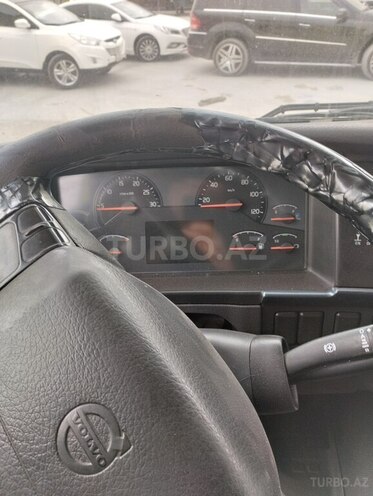 Volvo 460 2011, 1,136,404 km - 13.0 l - Bakı