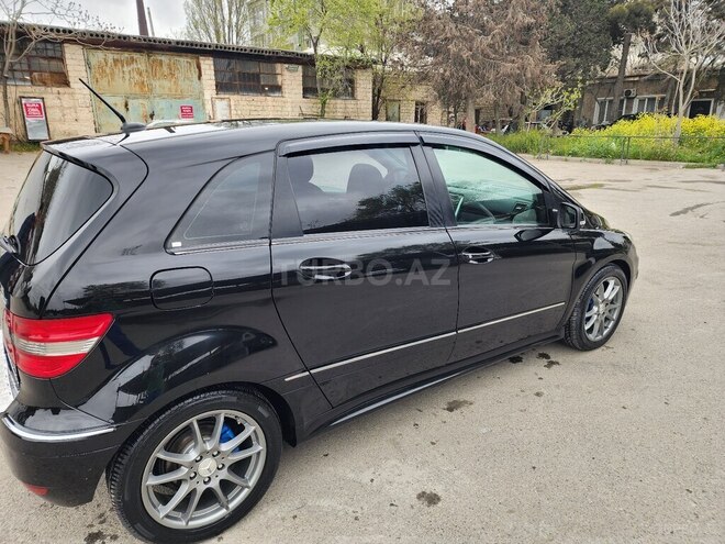Mercedes B 170 2009, 177,000 km - 1.7 л - Bakı