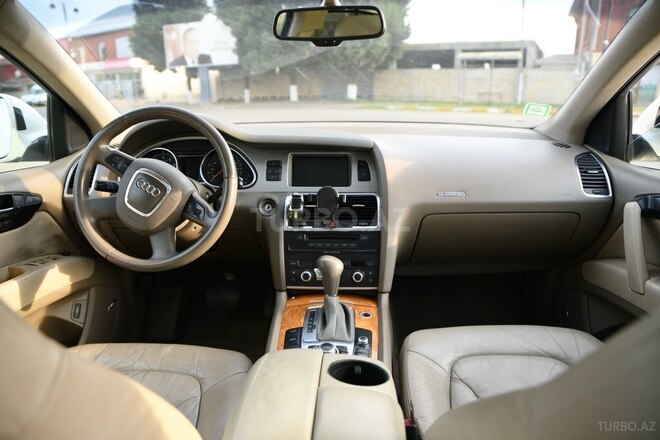 Audi Q7 2009, 215,000 km - 4.2 l - Bakı