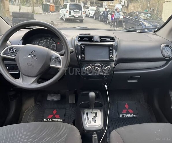 Mitsubishi Mirage 2018, 100,000 km - 1.2 л - Bakı