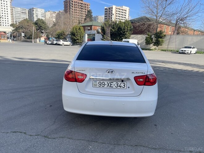 Hyundai Elantra 2010, 329,916 km - 2.0 l - Bakı