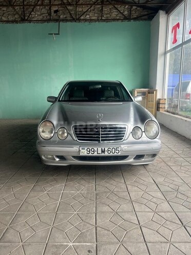 Mercedes E 240 2000, 298,000 km - 2.4 l - Gəncə