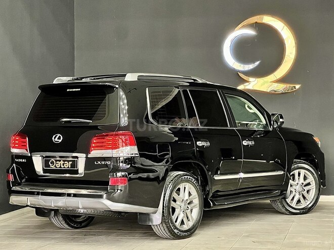 Lexus LX 570-19