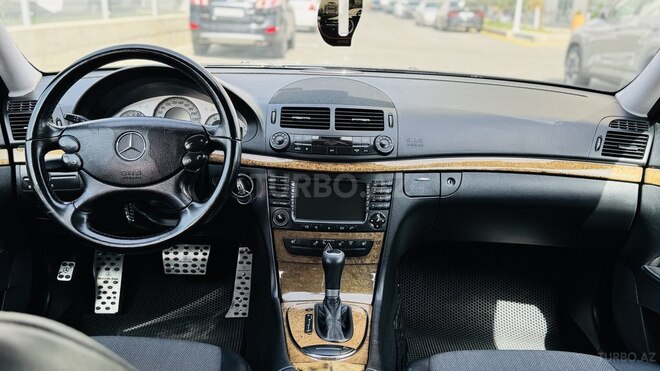 Mercedes E 220 d 2008, 313,850 km - 2.2 л - Bakı