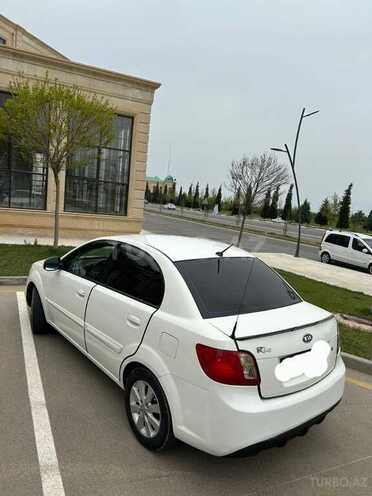 Kia Rio 2011, 230,000 km - 1.4 l - Bakı
