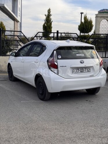 Toyota Aqua 2017, 121,000 km - 1.5 l - Bakı