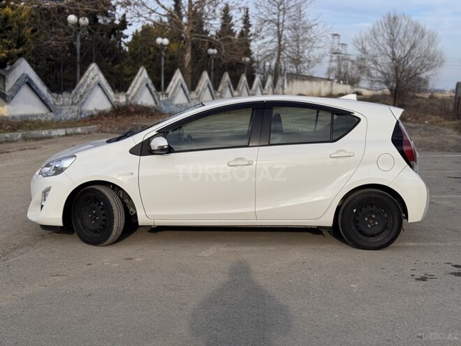 Toyota Aqua 2017, 121,000 km - 1.5 l - Bakı