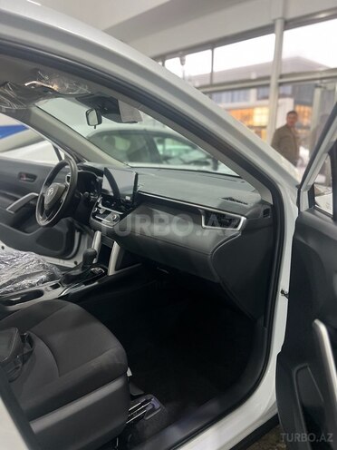 Toyota Corolla Cross 2025, 0 km - 2.0 l - Bakı