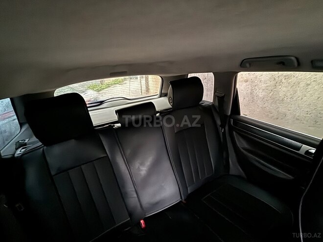 Volkswagen Touareg 2007, 235,000 km - 3.0 l - Bakı