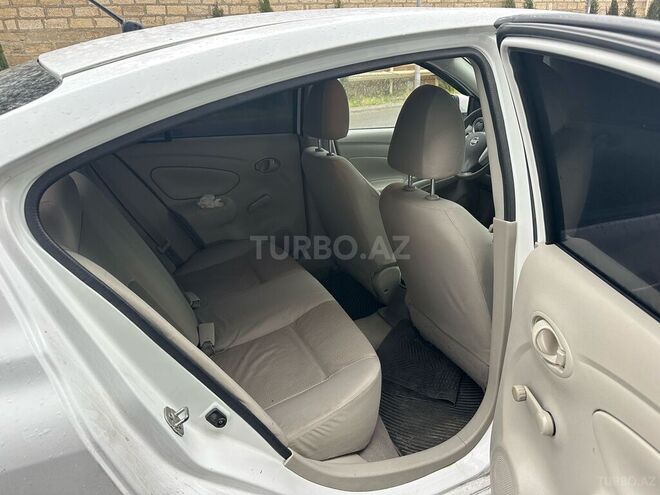 Nissan Sunny 2014, 260,000 km - 1.5 л - Bakı