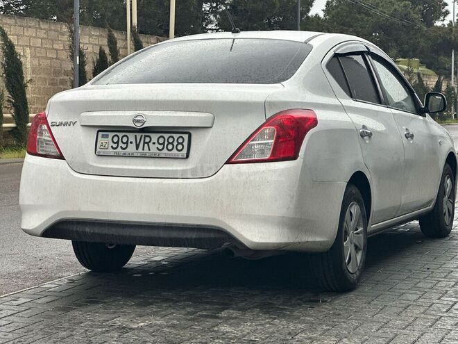 Nissan Sunny 2014, 260,000 km - 1.5 л - Bakı