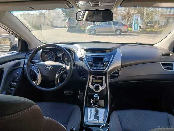 Hyundai Elantra 2011, 381,152 km - 2.0 l - Bakı