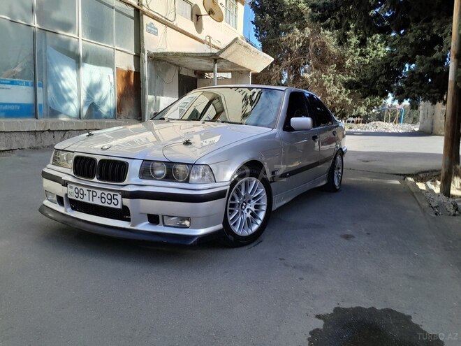 BMW 320 1993, 270,000 km - 2.0 l - Bakı