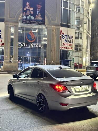 Hyundai Accent 2014, 136,000 km - 1.6 l - Bakı