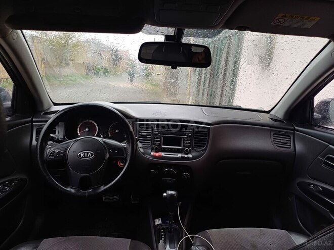 Kia Rio 2009, 400,000 km - 1.5 l - Bakı