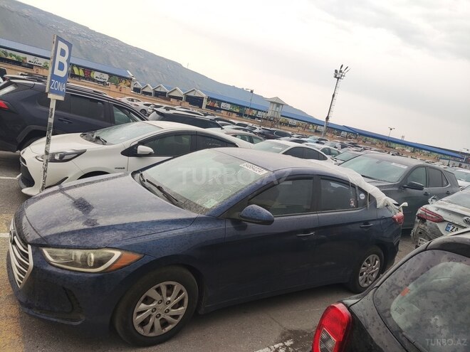 Hyundai Elantra 2018, 190,000 km - 2.0 л - Bakı