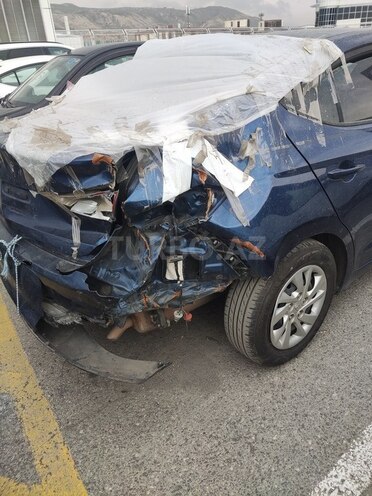 Hyundai Elantra 2018, 190,000 km - 2.0 л - Bakı