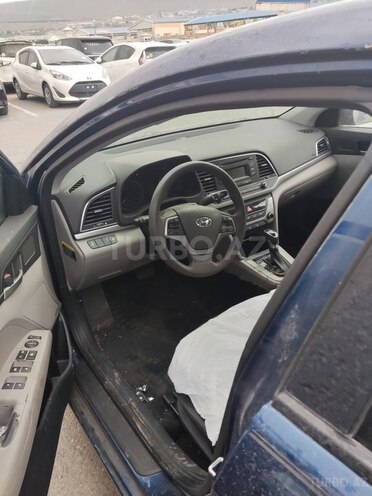 Hyundai Elantra 2018, 190,000 km - 2.0 л - Bakı