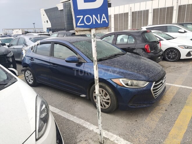 Hyundai Elantra 2018, 190,000 km - 2.0 л - Bakı