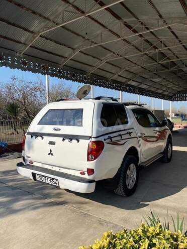 Mitsubishi L200 2008, 250,000 km - 2.5 l - Sabirabad