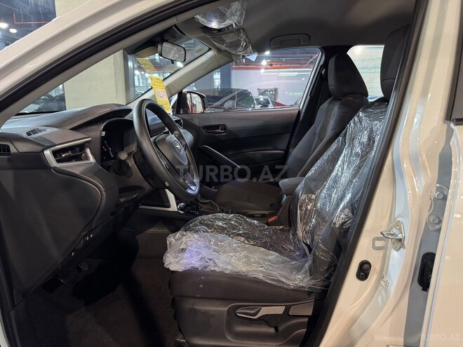 Toyota Corolla Cross 2025, 0 km - 2.0 l - Bakı
