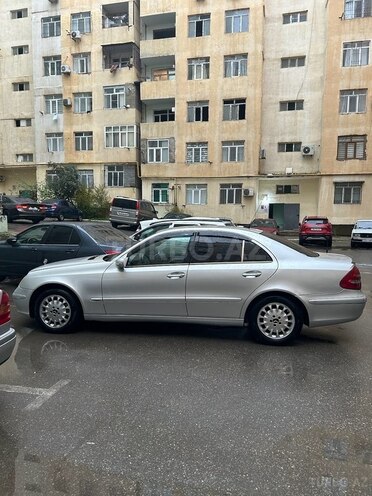 Mercedes E 220 d 2004, 444,000 km - 2.2 l - Bakı