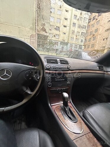 Mercedes E 220 d 2004, 444,000 km - 2.2 l - Bakı