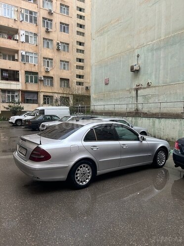 Mercedes E 220 d 2004, 444,000 km - 2.2 l - Bakı