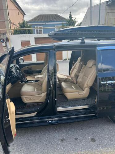 Kia Carnival 2015, 268,000 km - 2.2 l - Bakı