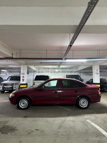 Opel Vectra 1996, 350,000 km - 1.6 l - Bakı