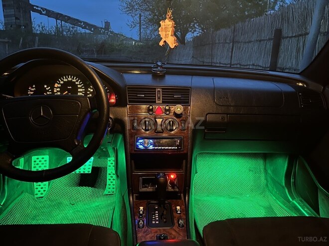 Mercedes C 180 1996, 240,000 km - 1.8 l - İmişli