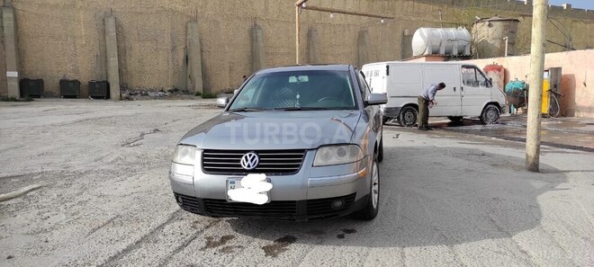 Volkswagen Passat 2003, 292,000 km - 1.8 l - Bakı