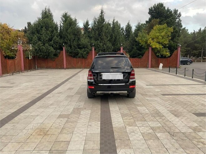 Mercedes GL 450 4MATIC 2007, 266,000 km - 4.7 l - Bakı